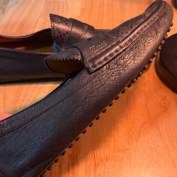 Gucci Black Textured Leather Penny Loafers